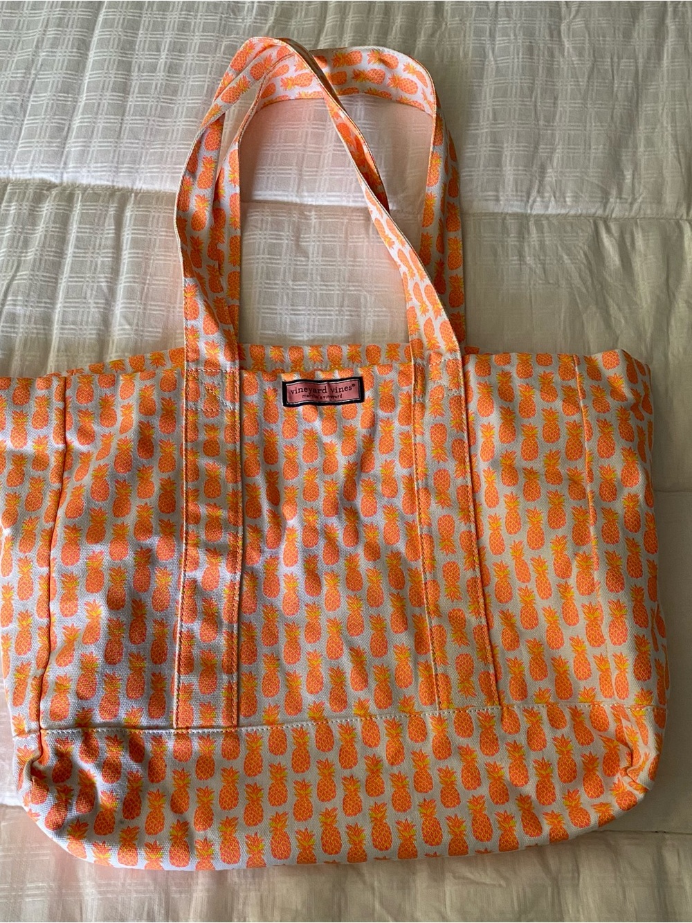 Vineyard Vines Tote Bag Beach Travel Pineapples Orange White Lined Blue Pockets
